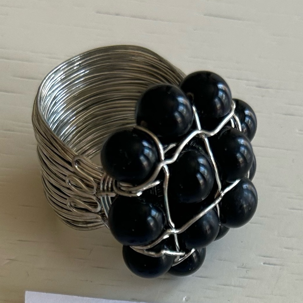 Elegant Black Beaded Wire Ring